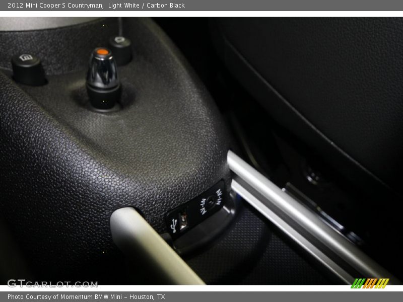 Light White / Carbon Black 2012 Mini Cooper S Countryman