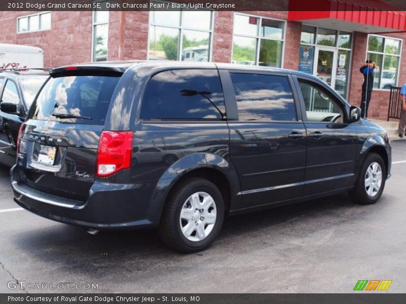Dark Charcoal Pearl / Black/Light Graystone 2012 Dodge Grand Caravan SE