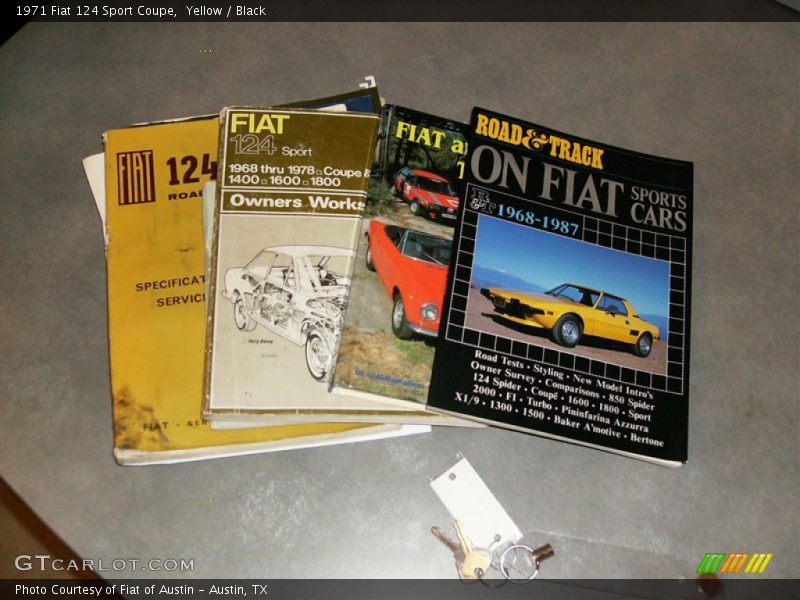 Books/Manuals of 1971 124 Sport Coupe