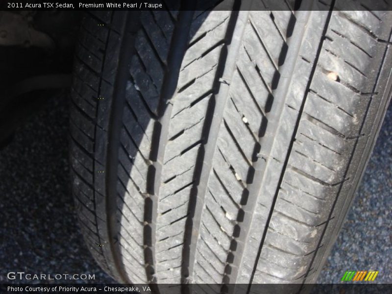 Premium White Pearl / Taupe 2011 Acura TSX Sedan