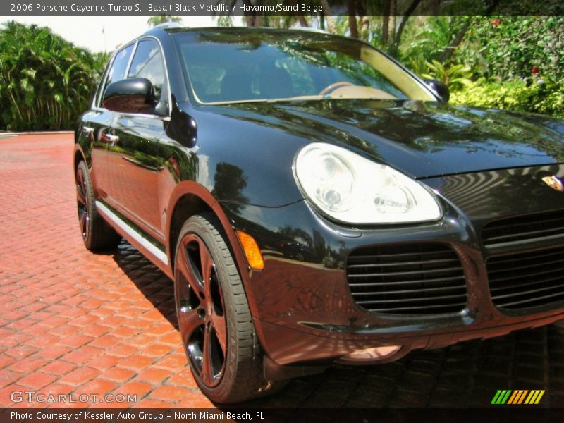 Basalt Black Metallic / Havanna/Sand Beige 2006 Porsche Cayenne Turbo S