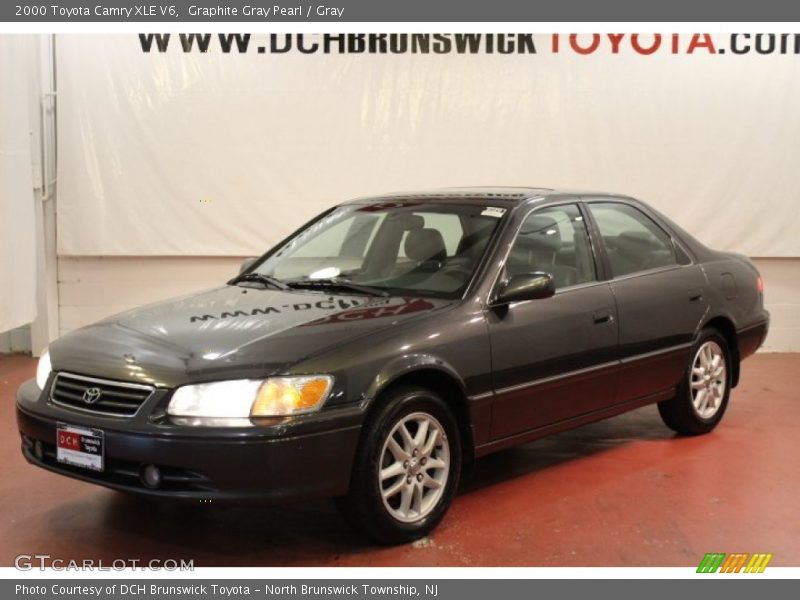 Graphite Gray Pearl / Gray 2000 Toyota Camry XLE V6