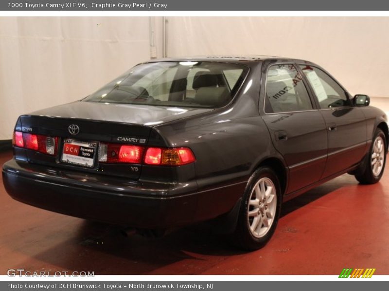 Graphite Gray Pearl / Gray 2000 Toyota Camry XLE V6