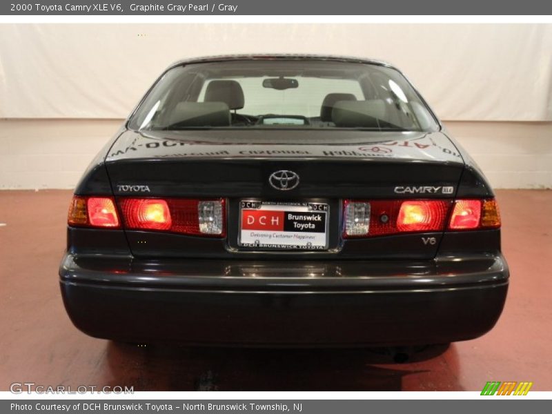 Graphite Gray Pearl / Gray 2000 Toyota Camry XLE V6