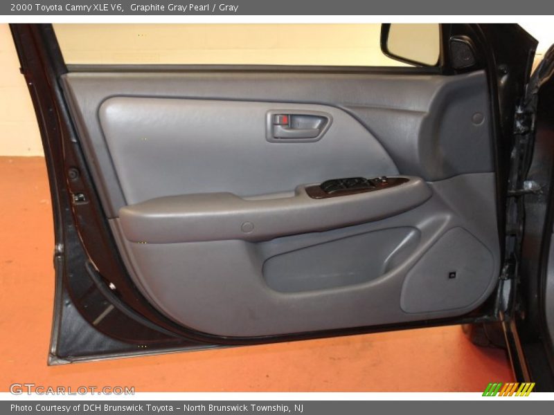 Graphite Gray Pearl / Gray 2000 Toyota Camry XLE V6
