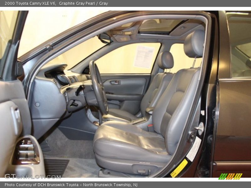 Graphite Gray Pearl / Gray 2000 Toyota Camry XLE V6
