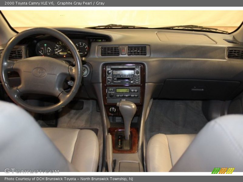 Graphite Gray Pearl / Gray 2000 Toyota Camry XLE V6