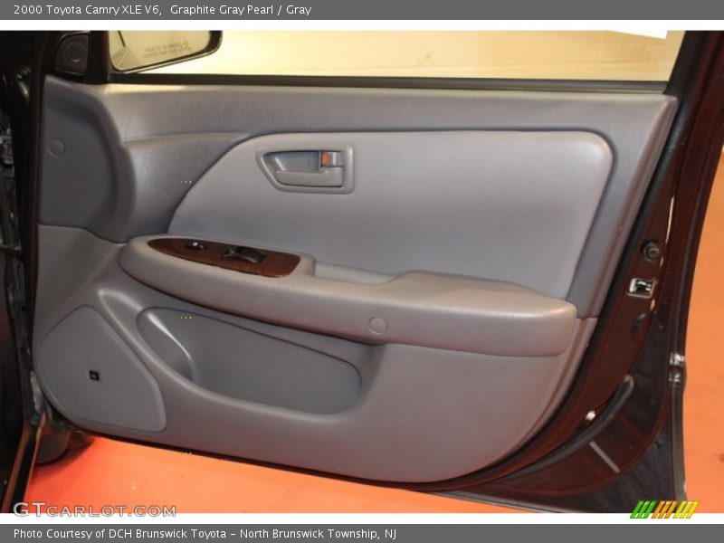 Graphite Gray Pearl / Gray 2000 Toyota Camry XLE V6