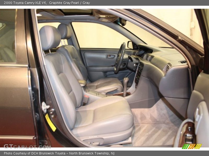 Graphite Gray Pearl / Gray 2000 Toyota Camry XLE V6