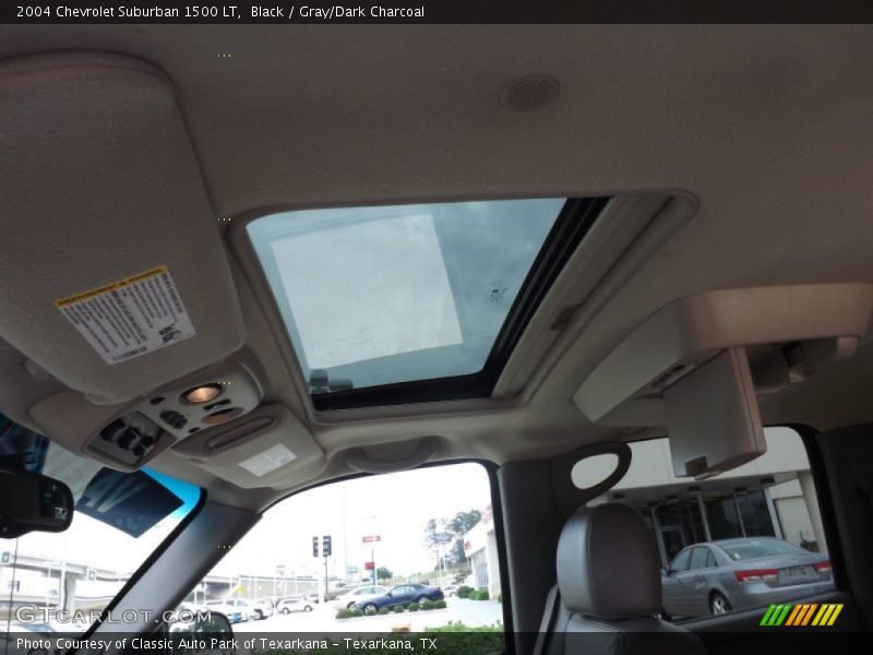 Black / Gray/Dark Charcoal 2004 Chevrolet Suburban 1500 LT