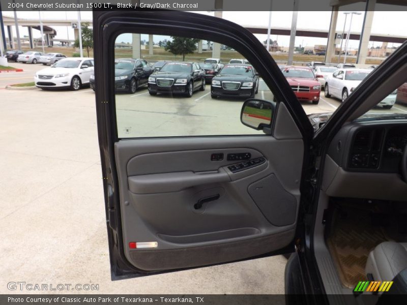 Black / Gray/Dark Charcoal 2004 Chevrolet Suburban 1500 LT