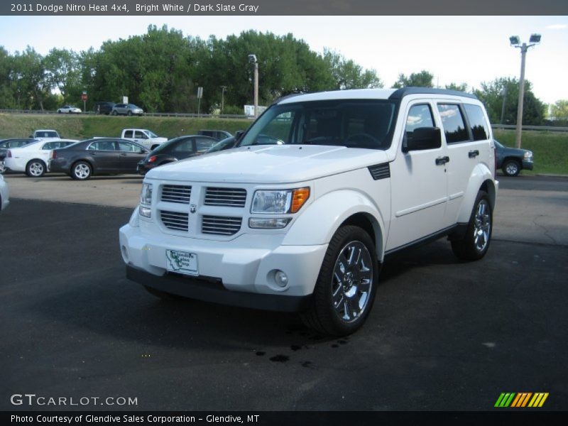 Bright White / Dark Slate Gray 2011 Dodge Nitro Heat 4x4