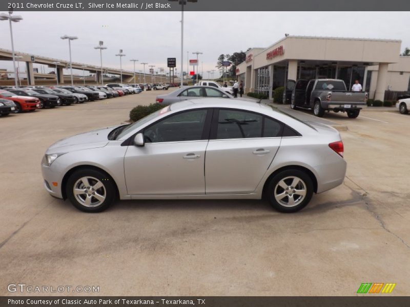 Silver Ice Metallic / Jet Black 2011 Chevrolet Cruze LT
