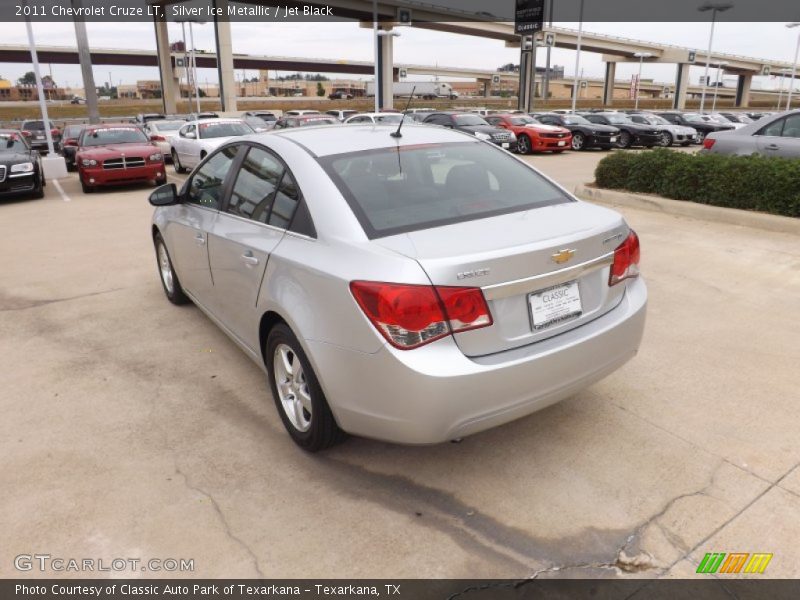 Silver Ice Metallic / Jet Black 2011 Chevrolet Cruze LT