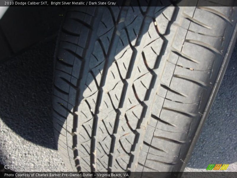 Bright Silver Metallic / Dark Slate Gray 2010 Dodge Caliber SXT