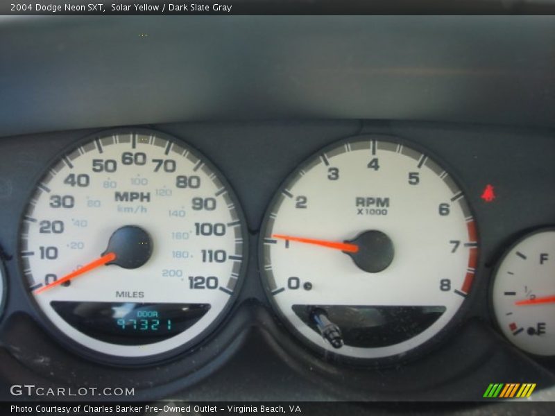 Solar Yellow / Dark Slate Gray 2004 Dodge Neon SXT