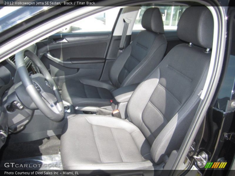 Black / Titan Black 2012 Volkswagen Jetta SE Sedan