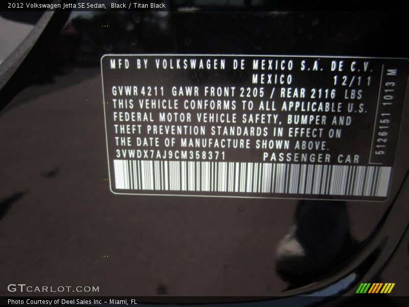 Black / Titan Black 2012 Volkswagen Jetta SE Sedan