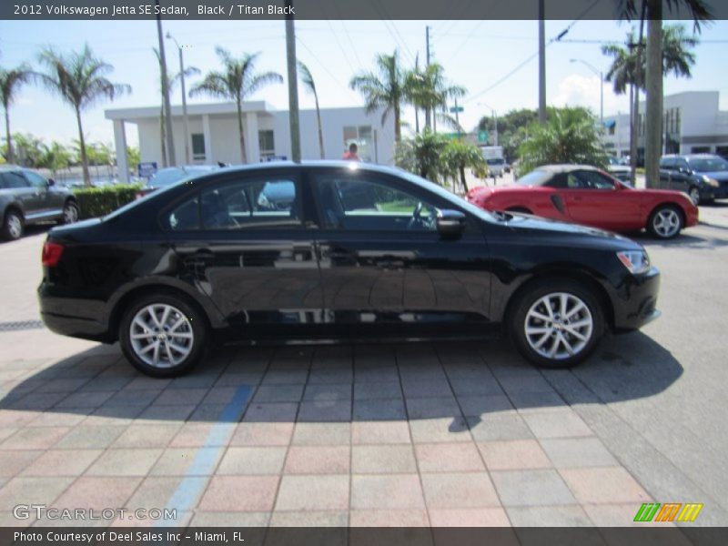 Black / Titan Black 2012 Volkswagen Jetta SE Sedan