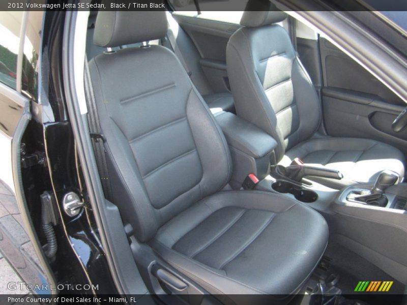 Black / Titan Black 2012 Volkswagen Jetta SE Sedan