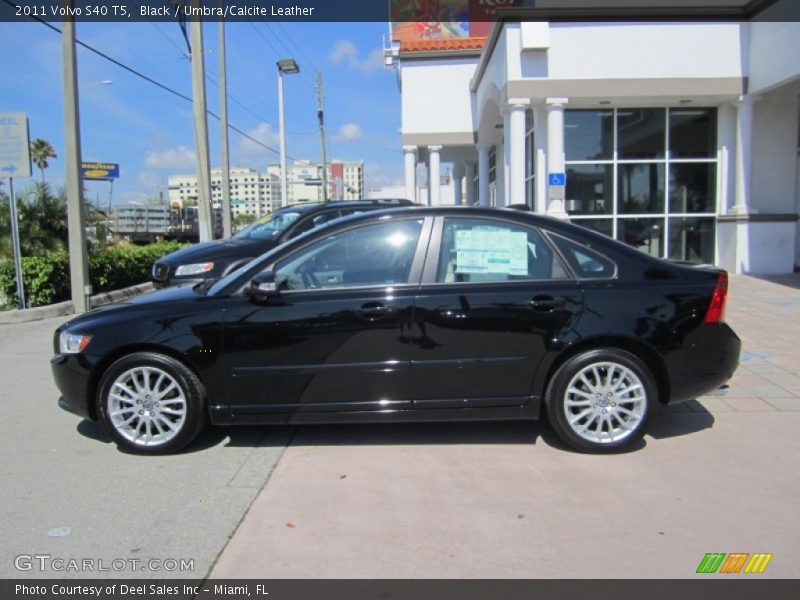 Black / Umbra/Calcite Leather 2011 Volvo S40 T5