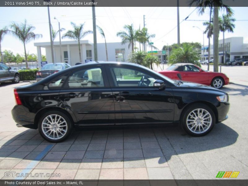 Black / Umbra/Calcite Leather 2011 Volvo S40 T5