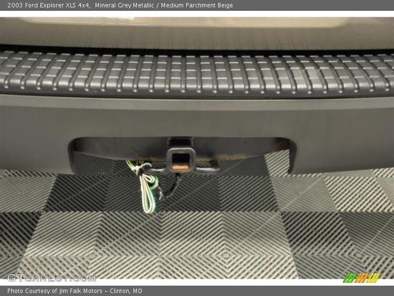 Mineral Grey Metallic / Medium Parchment Beige 2003 Ford Explorer XLS 4x4
