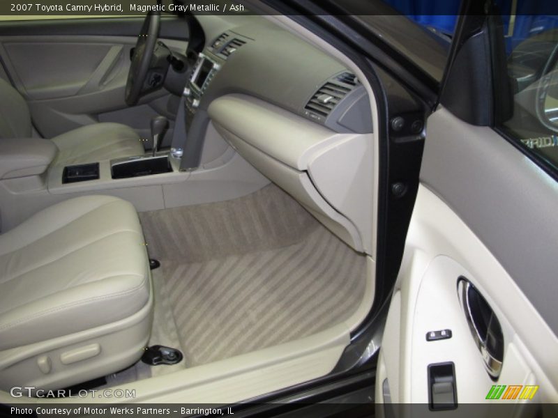 Magnetic Gray Metallic / Ash 2007 Toyota Camry Hybrid