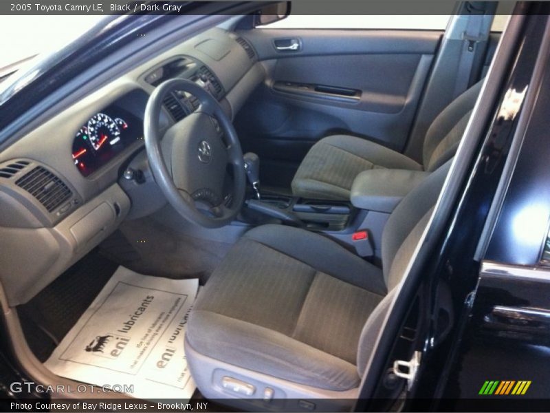 Black / Dark Gray 2005 Toyota Camry LE