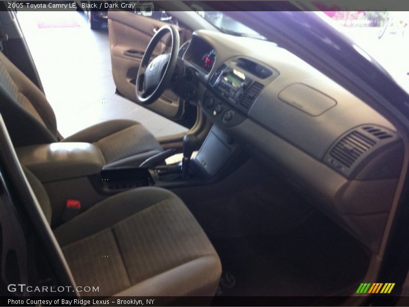 Black / Dark Gray 2005 Toyota Camry LE