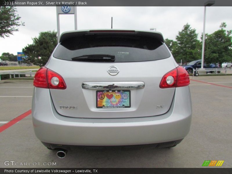 Silver Ice Metallic / Black 2011 Nissan Rogue SV