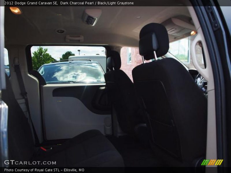 Dark Charcoal Pearl / Black/Light Graystone 2012 Dodge Grand Caravan SE