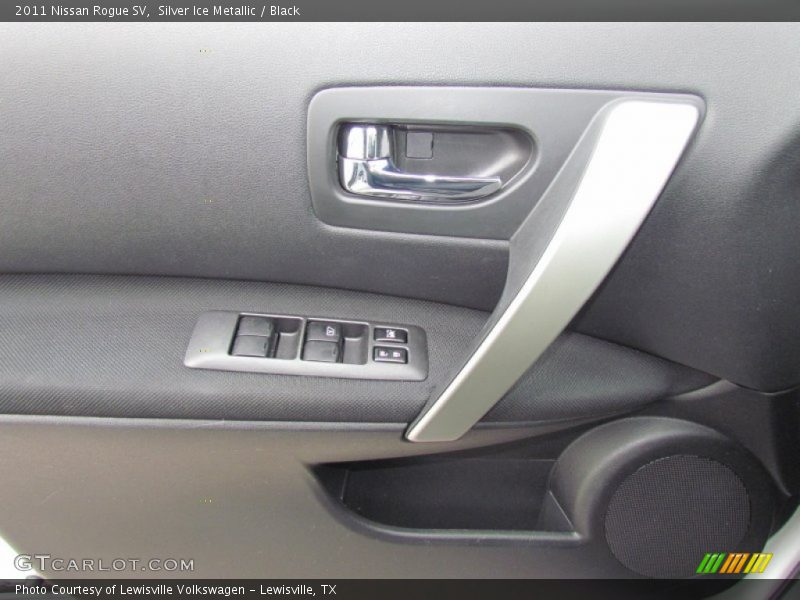 Silver Ice Metallic / Black 2011 Nissan Rogue SV