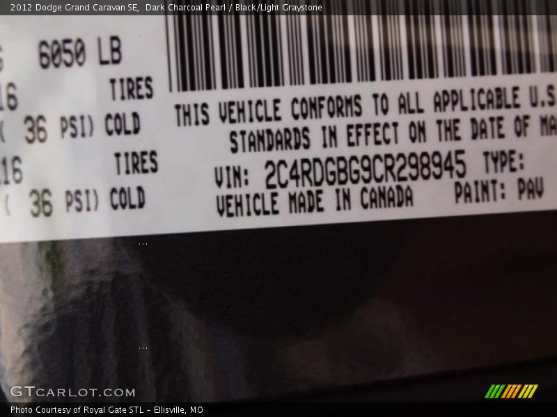 Dark Charcoal Pearl / Black/Light Graystone 2012 Dodge Grand Caravan SE