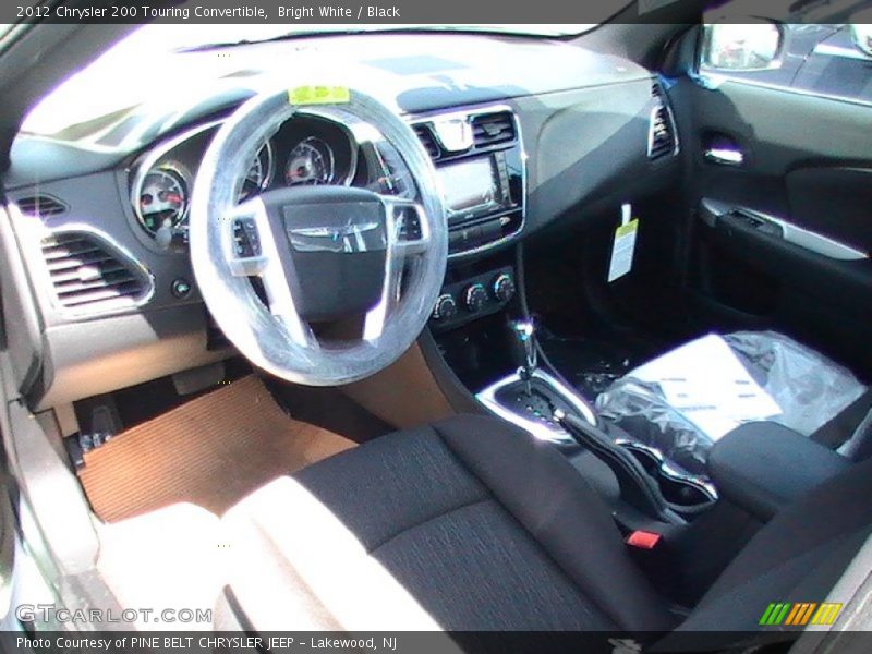 Bright White / Black 2012 Chrysler 200 Touring Convertible