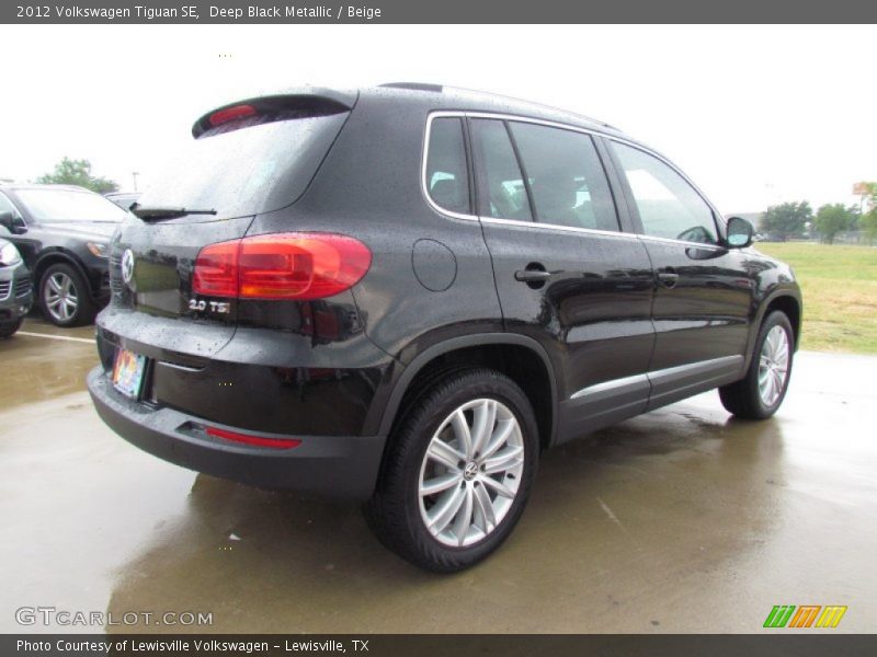 Deep Black Metallic / Beige 2012 Volkswagen Tiguan SE