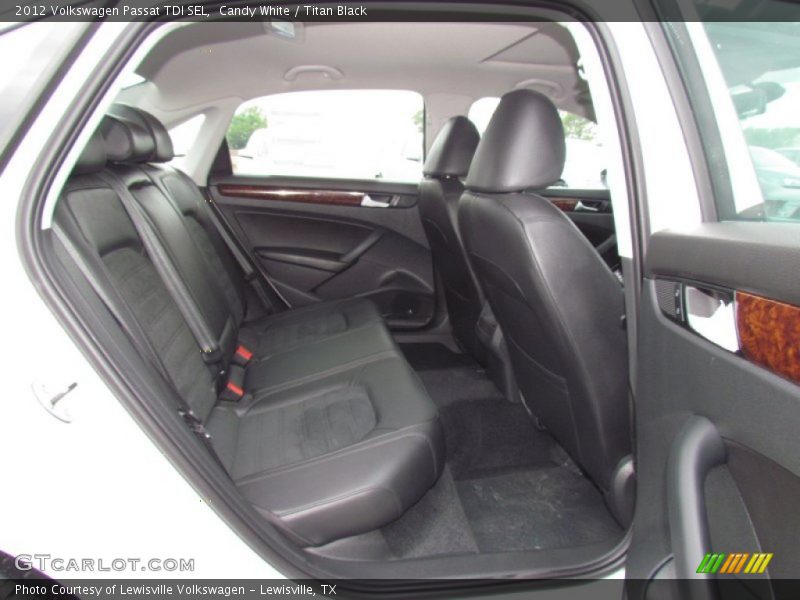 Candy White / Titan Black 2012 Volkswagen Passat TDI SEL