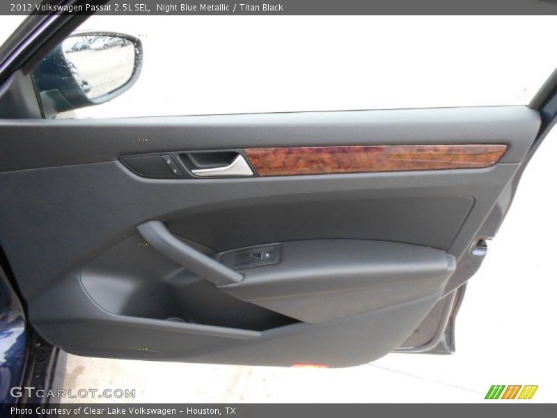 Night Blue Metallic / Titan Black 2012 Volkswagen Passat 2.5L SEL
