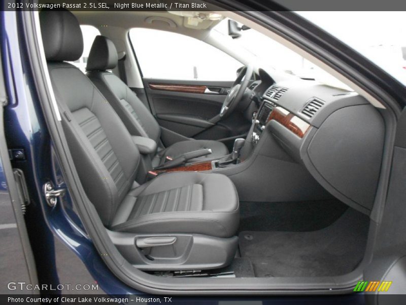 Night Blue Metallic / Titan Black 2012 Volkswagen Passat 2.5L SEL