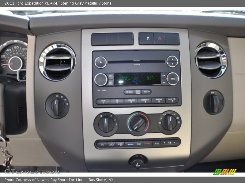 Controls of 2011 Expedition XL 4x4