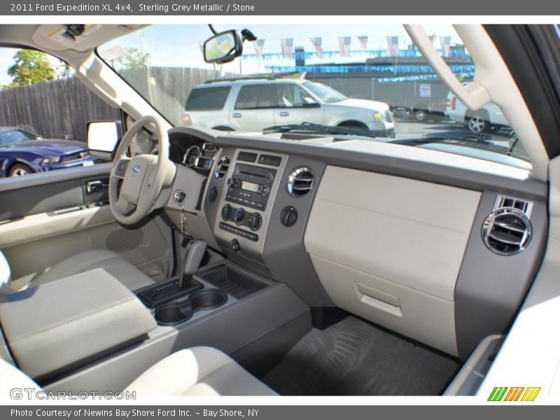 Dashboard of 2011 Expedition XL 4x4