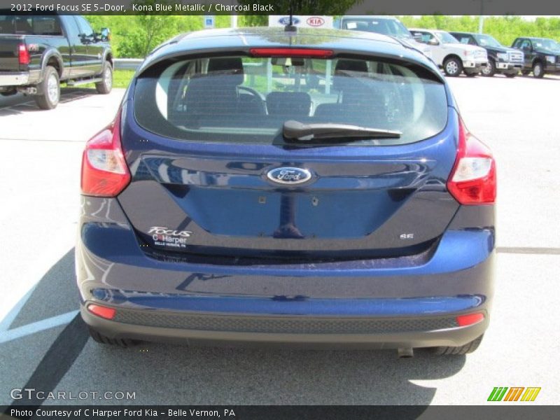 Kona Blue Metallic / Charcoal Black 2012 Ford Focus SE 5-Door