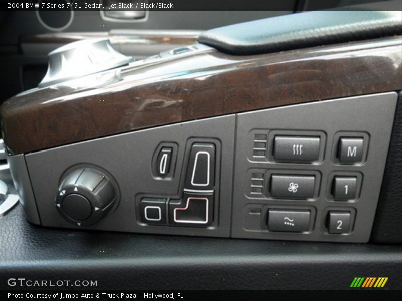 Jet Black / Black/Black 2004 BMW 7 Series 745Li Sedan