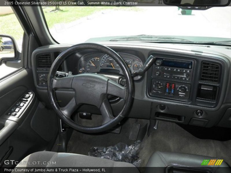 Summit White / Dark Charcoal 2005 Chevrolet Silverado 2500HD LS Crew Cab