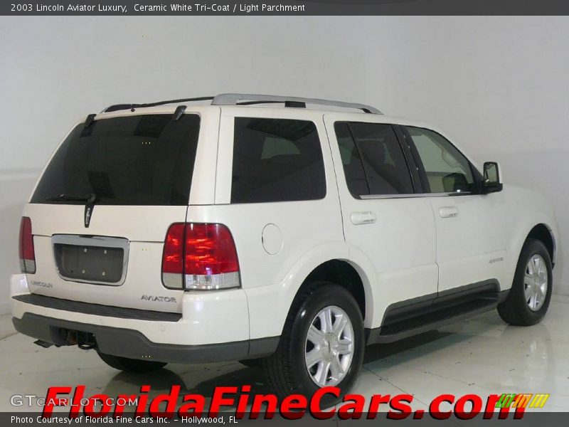 Ceramic White Tri-Coat / Light Parchment 2003 Lincoln Aviator Luxury