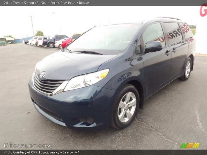 South Pacific Blue Pearl / Bisque 2011 Toyota Sienna LE