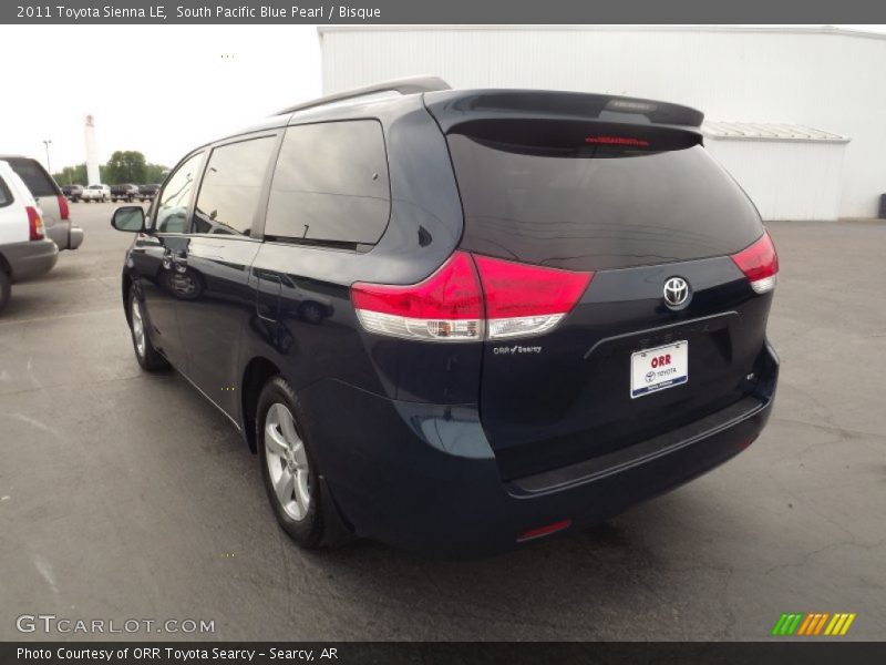 South Pacific Blue Pearl / Bisque 2011 Toyota Sienna LE