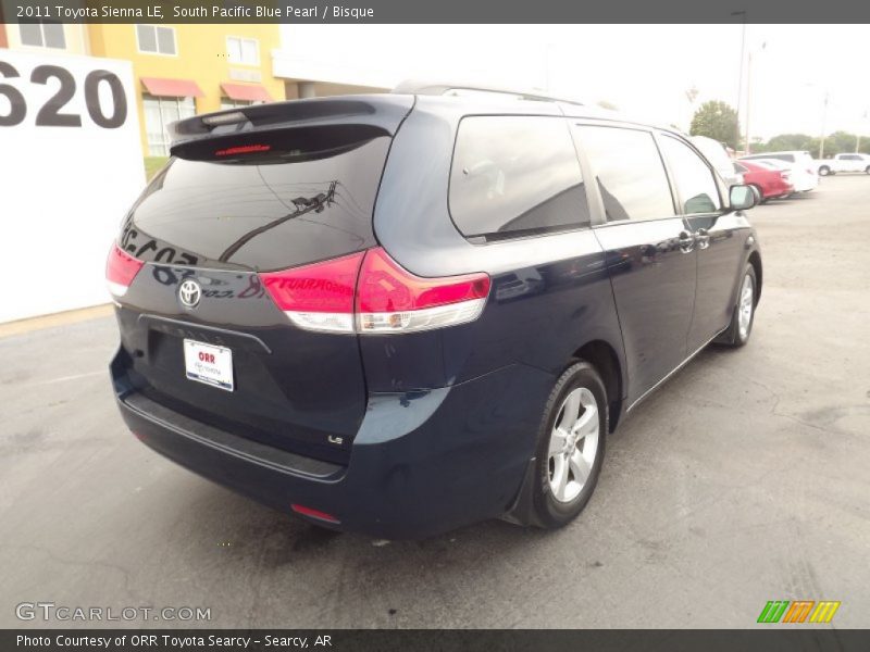 South Pacific Blue Pearl / Bisque 2011 Toyota Sienna LE