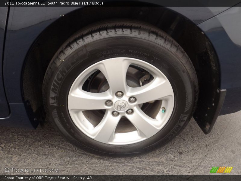 South Pacific Blue Pearl / Bisque 2011 Toyota Sienna LE