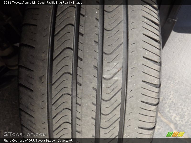 South Pacific Blue Pearl / Bisque 2011 Toyota Sienna LE